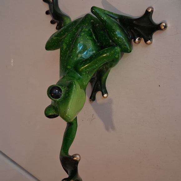 Ceramic Tree Frog - Picture 5 of 5